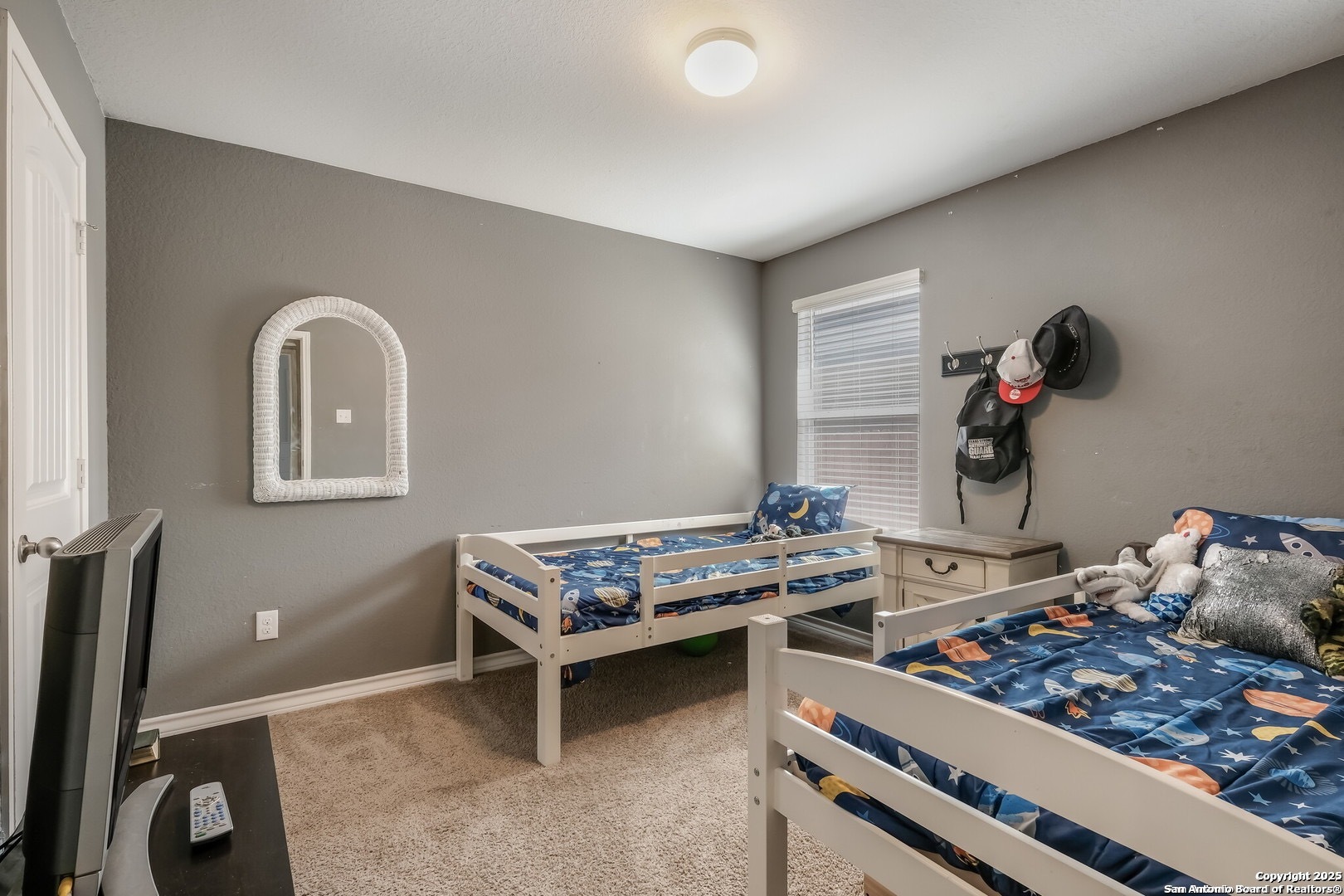 property viewer photo 14