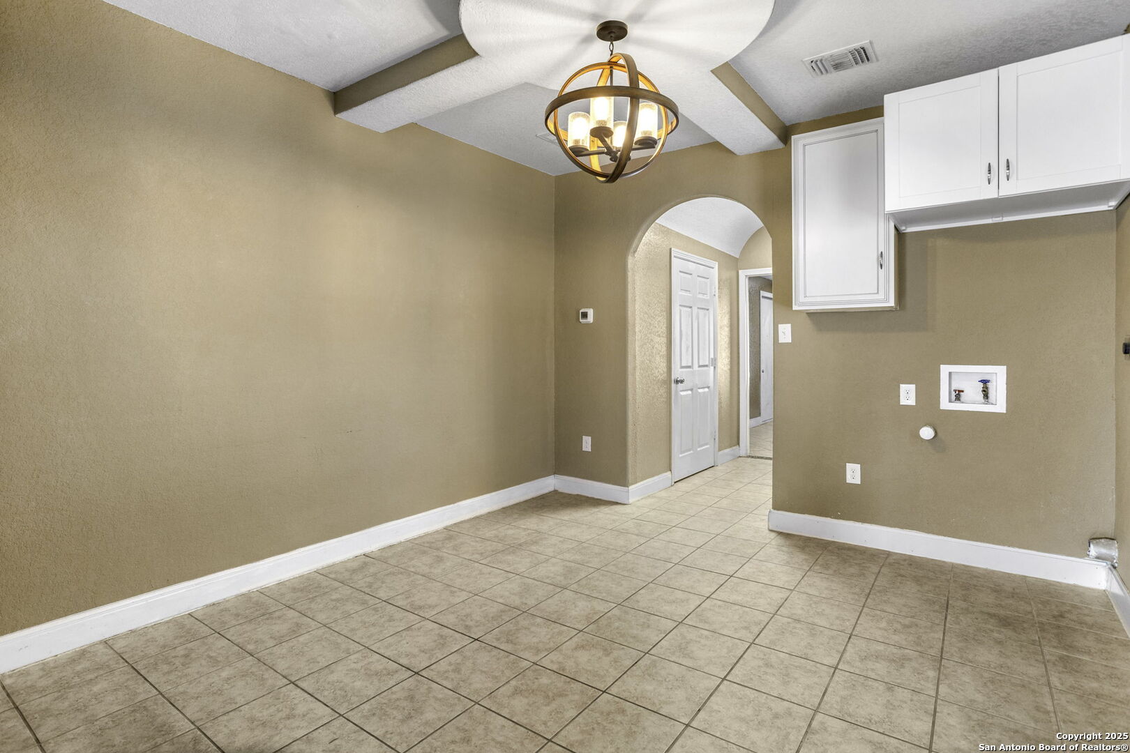 property viewer photo 4