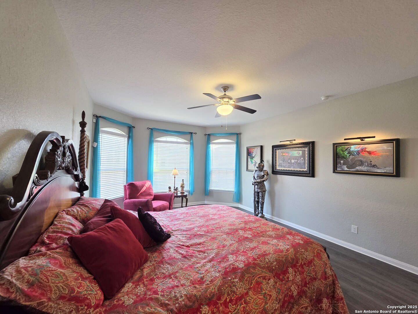 property viewer photo 18