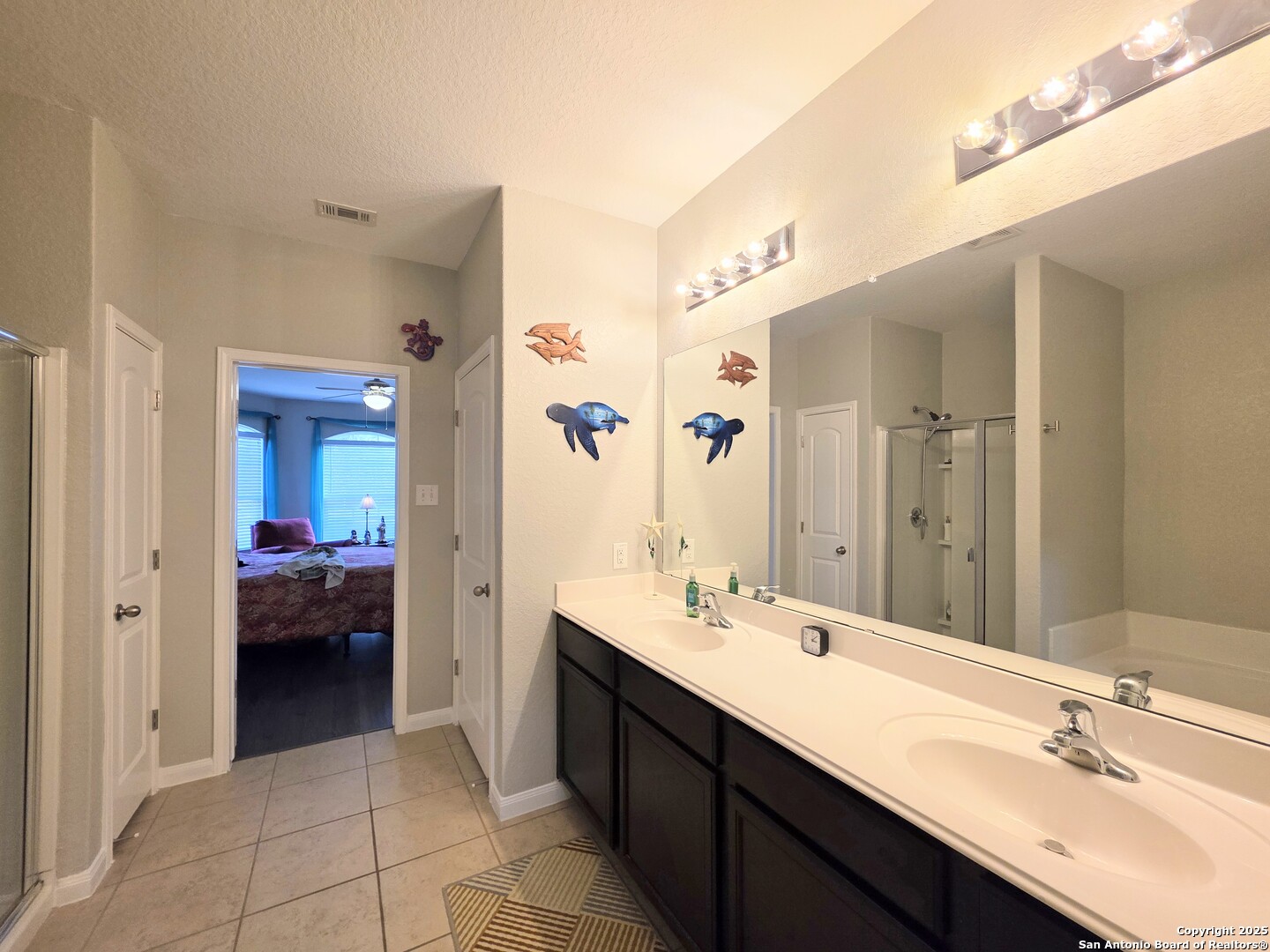 property viewer photo 20