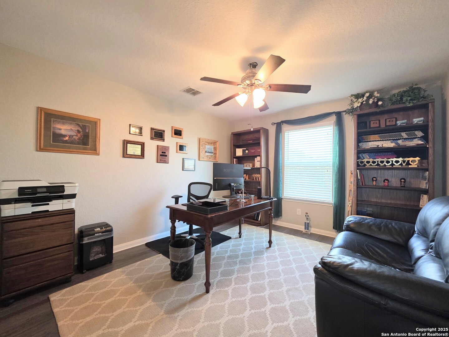 property viewer photo 26