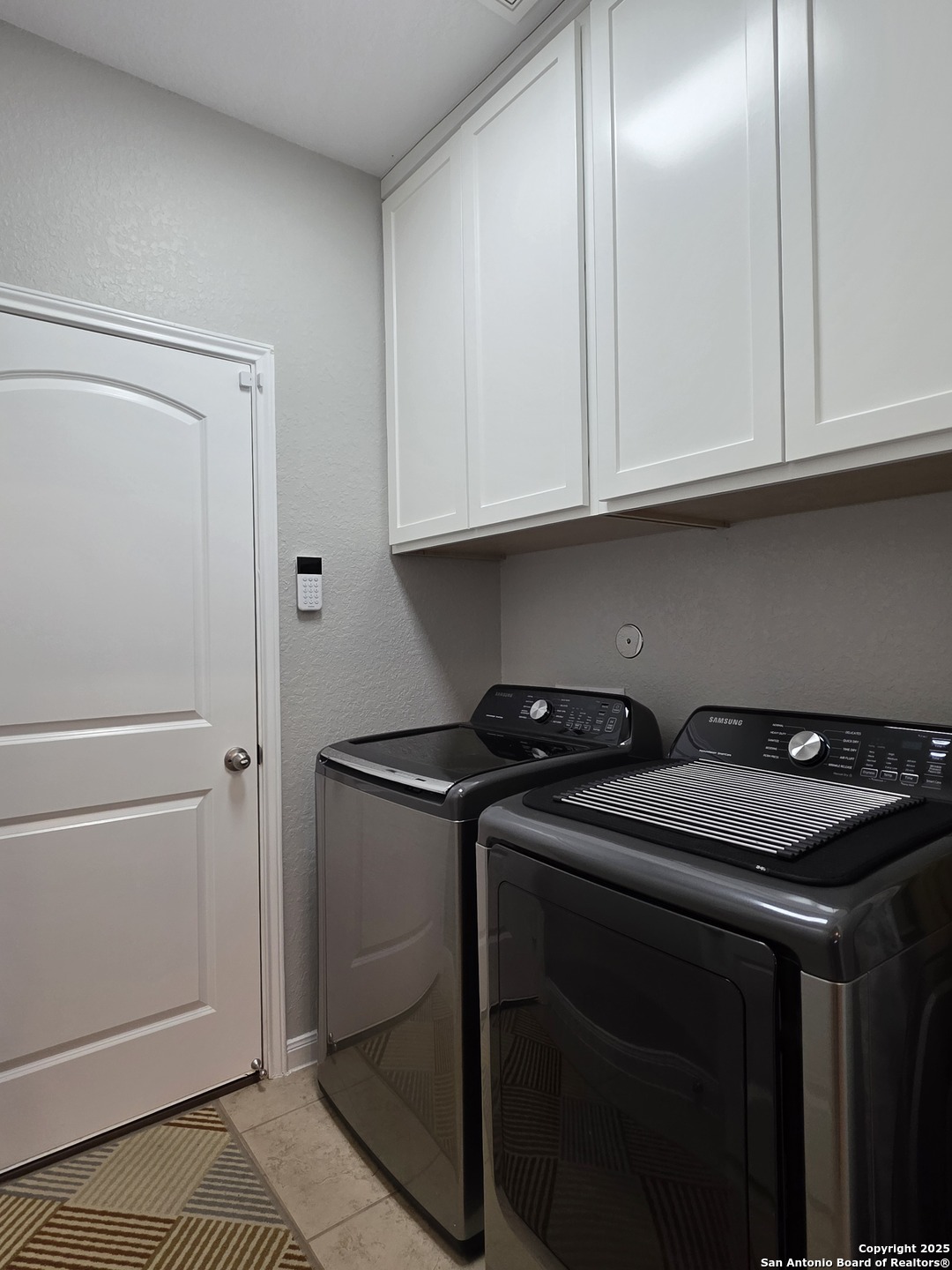 property viewer photo 34