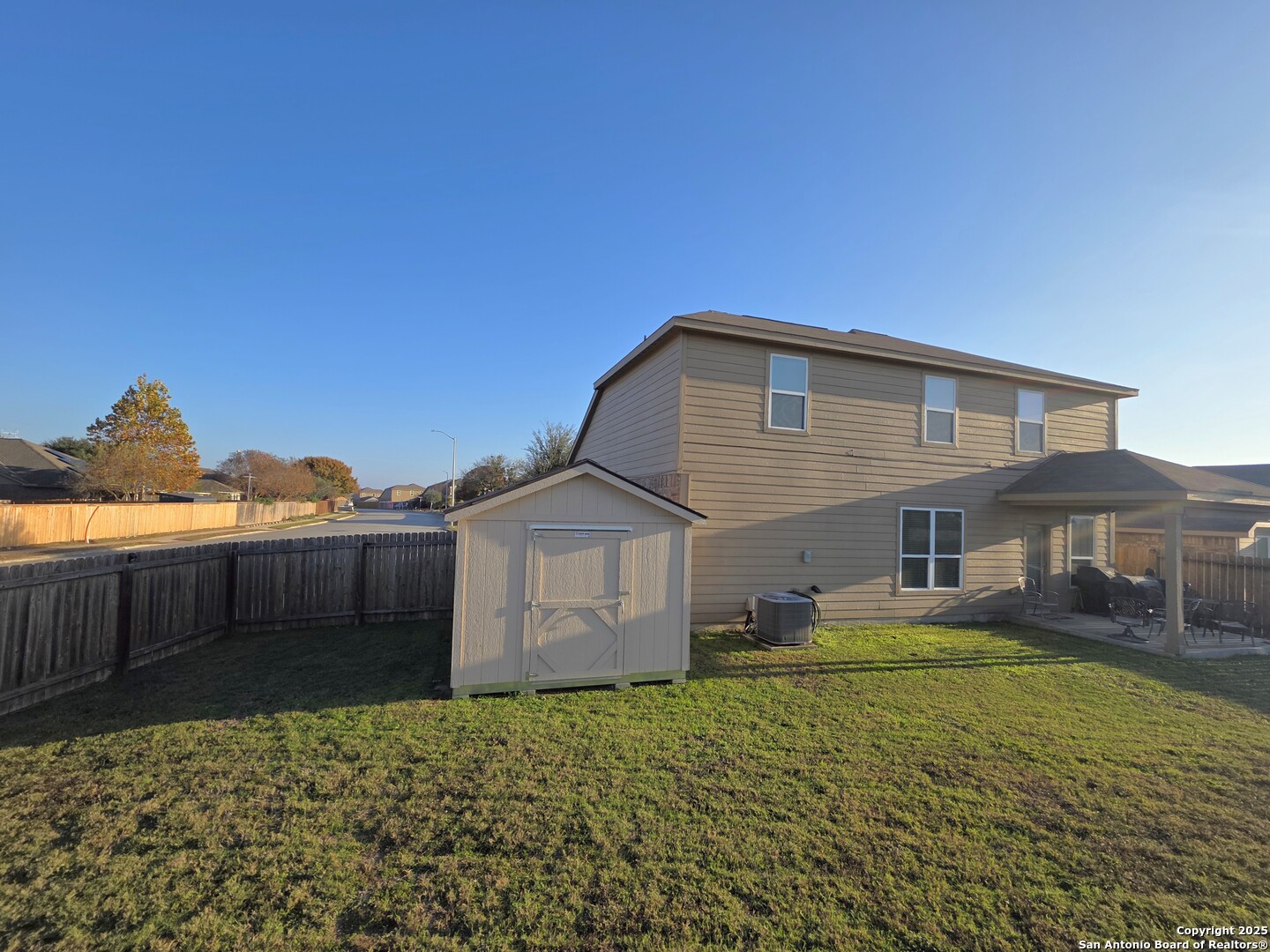 property viewer photo 5