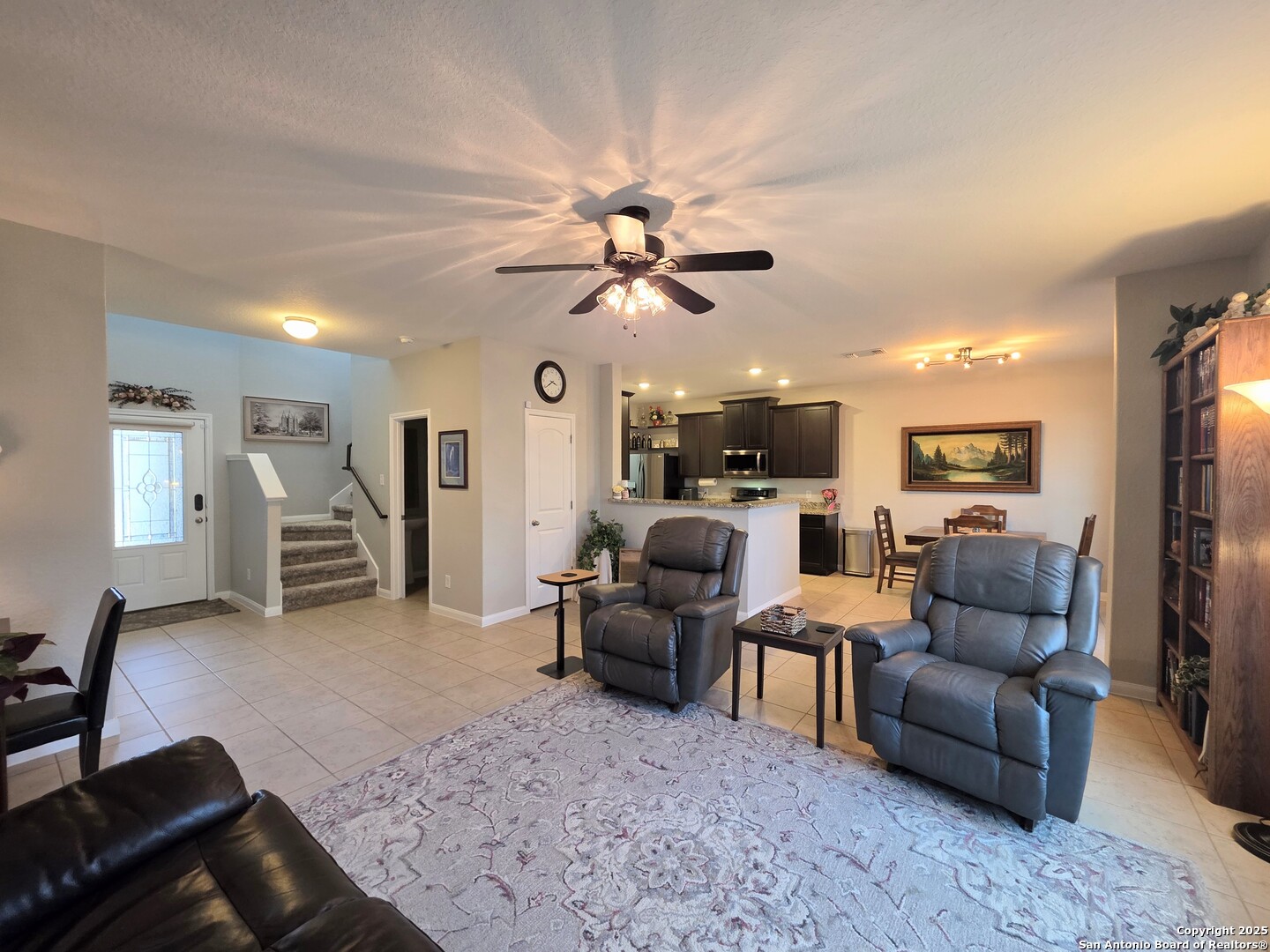 property viewer photo 8