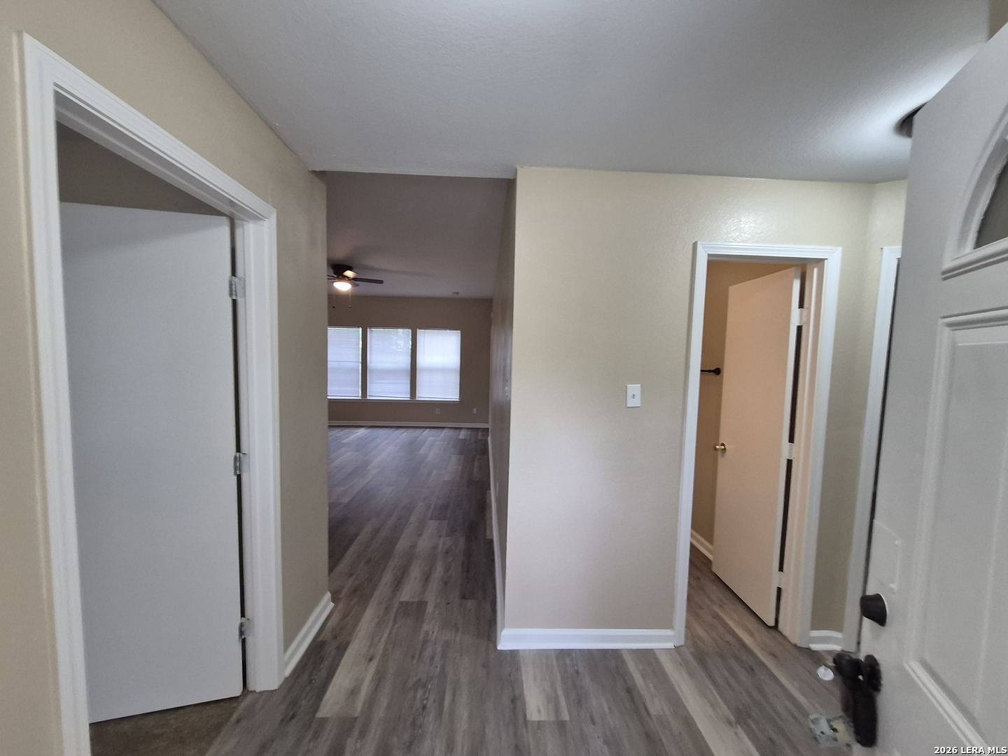 property viewer photo 1