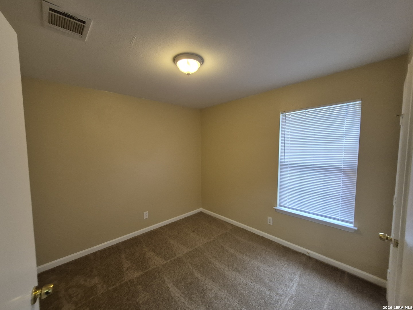 property viewer photo 10