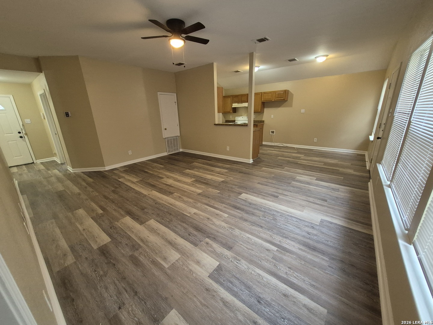property viewer photo 21