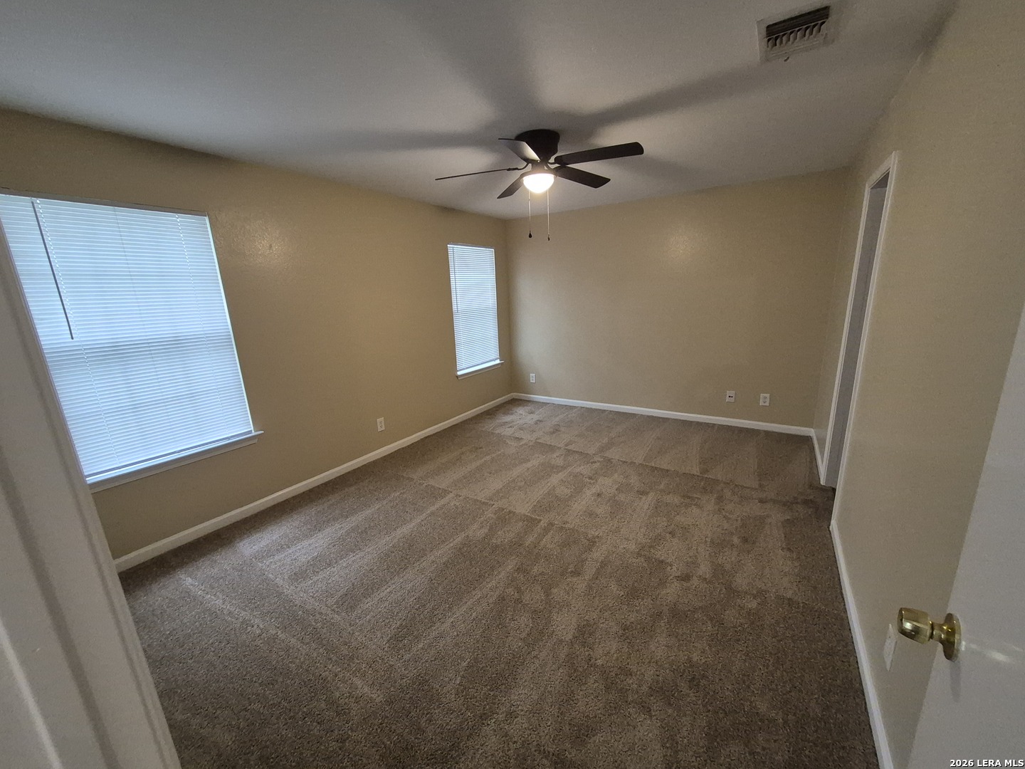 property viewer photo 22