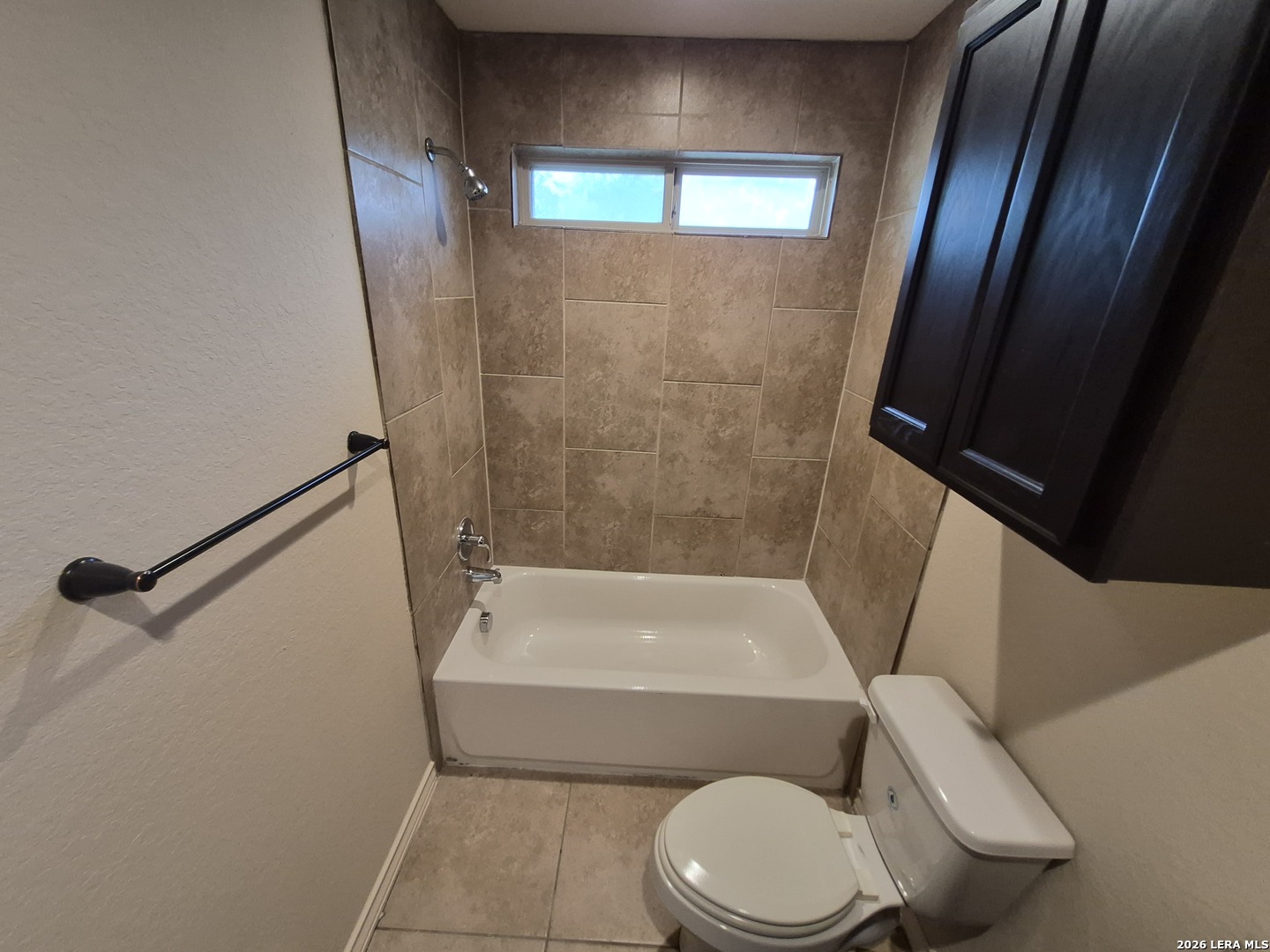 property viewer photo 18
