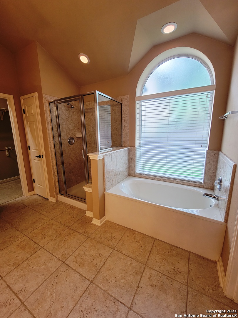 property viewer photo 24