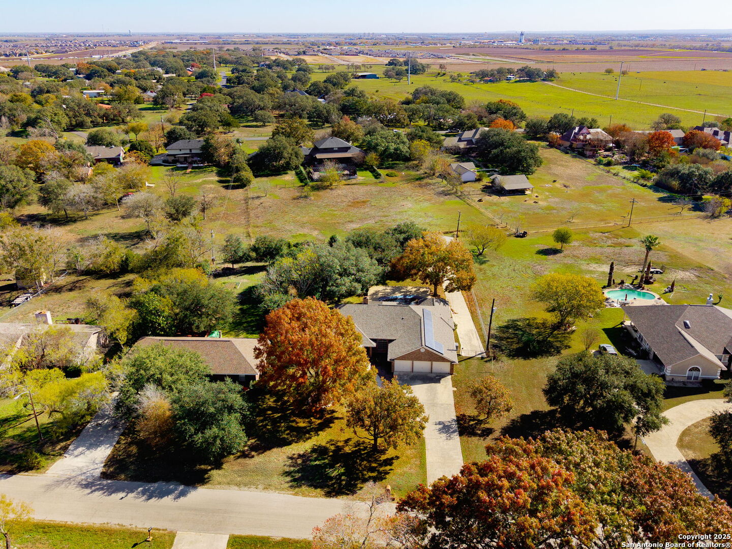 main property photo 32