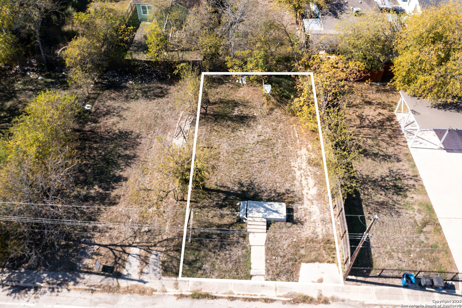 main property photo 3