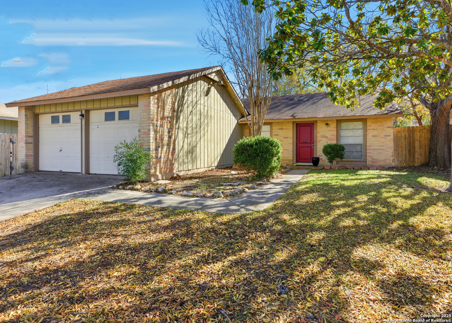 main property photo 0