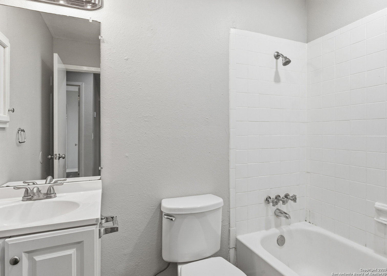 property viewer photo 14