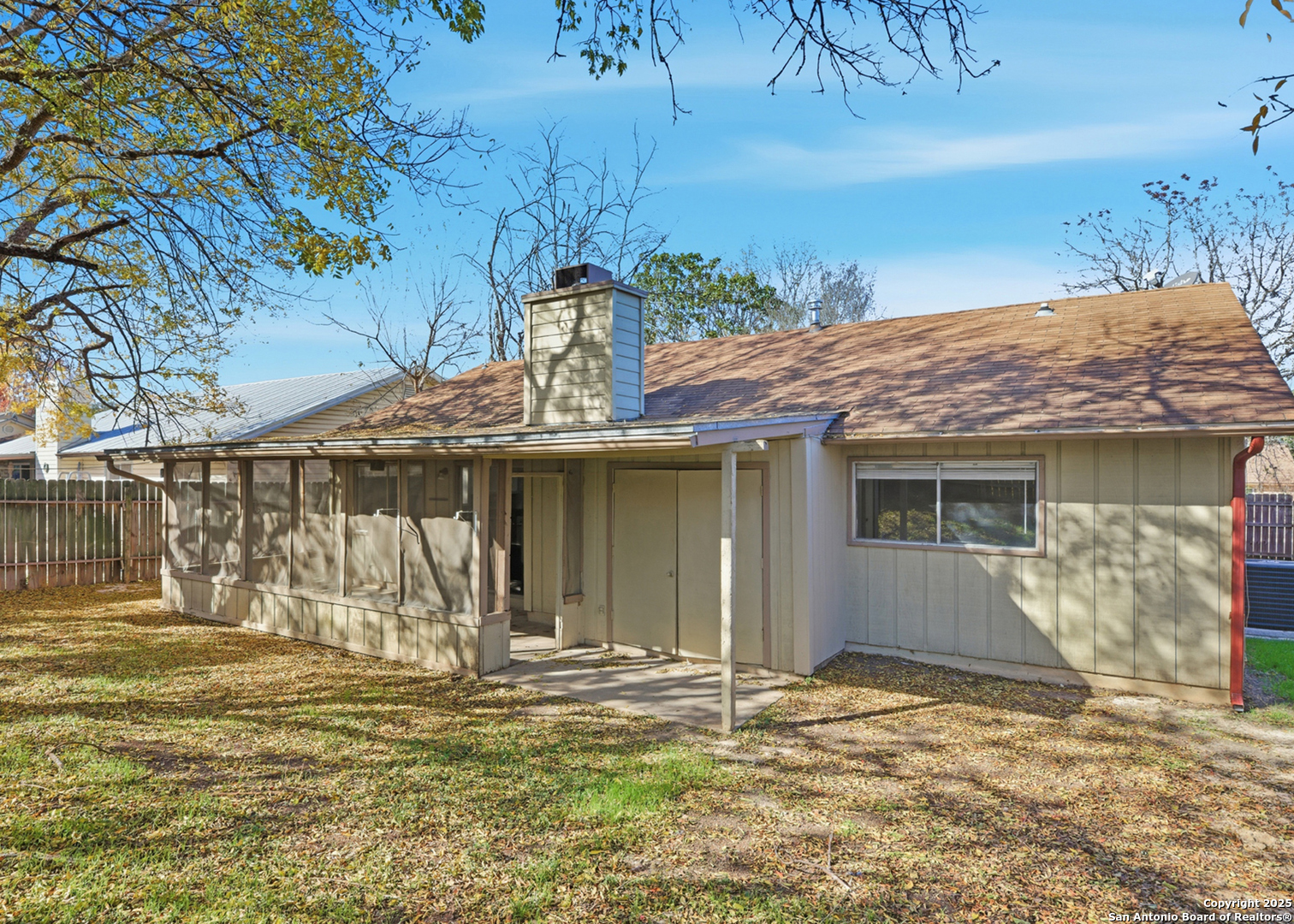 property viewer photo 17