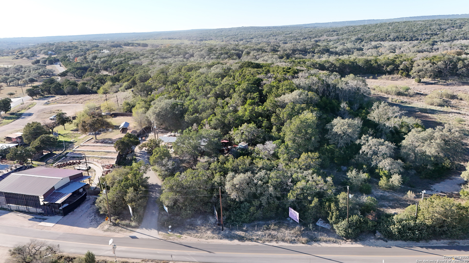 main property photo 6