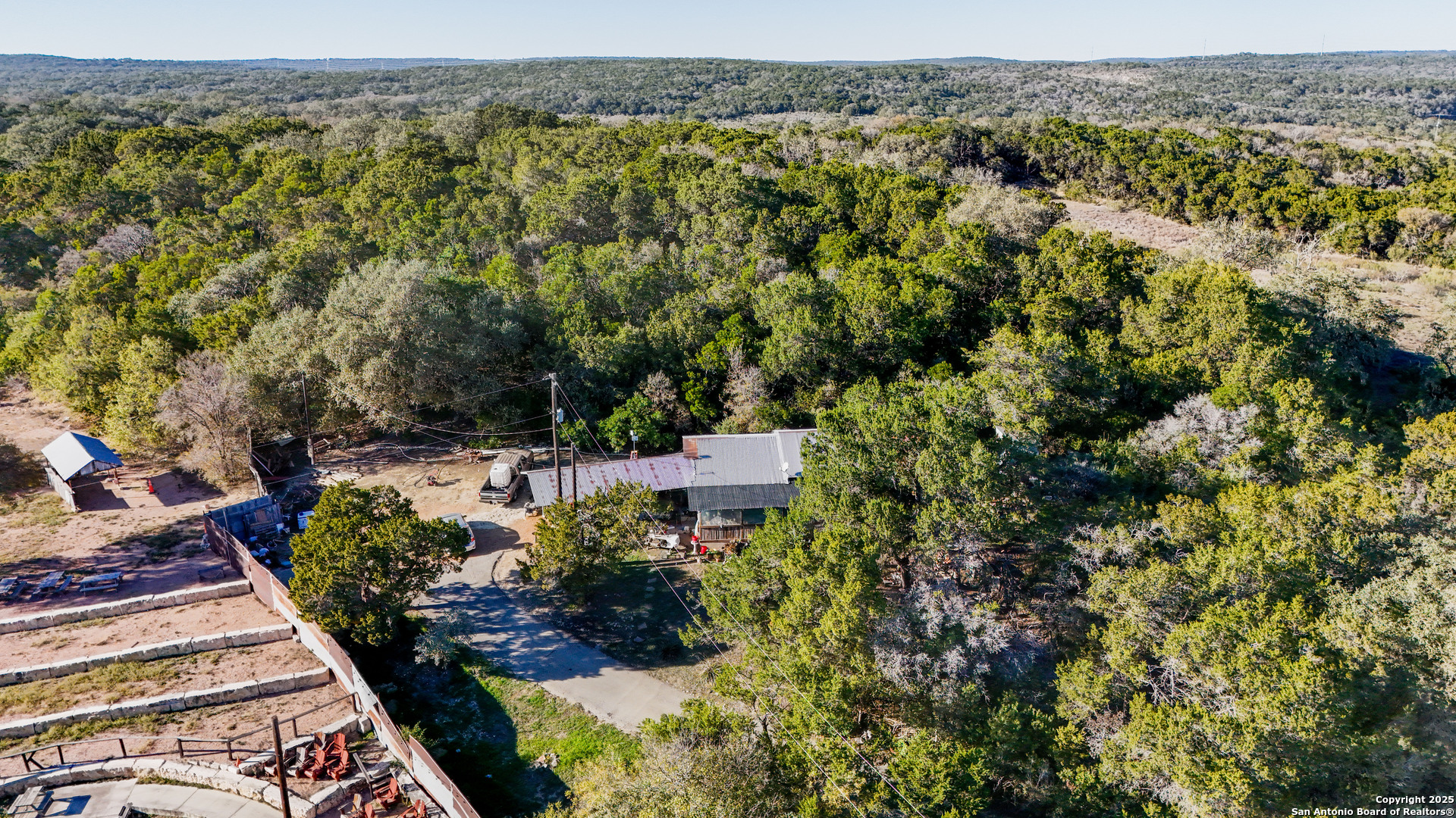 main property photo 9