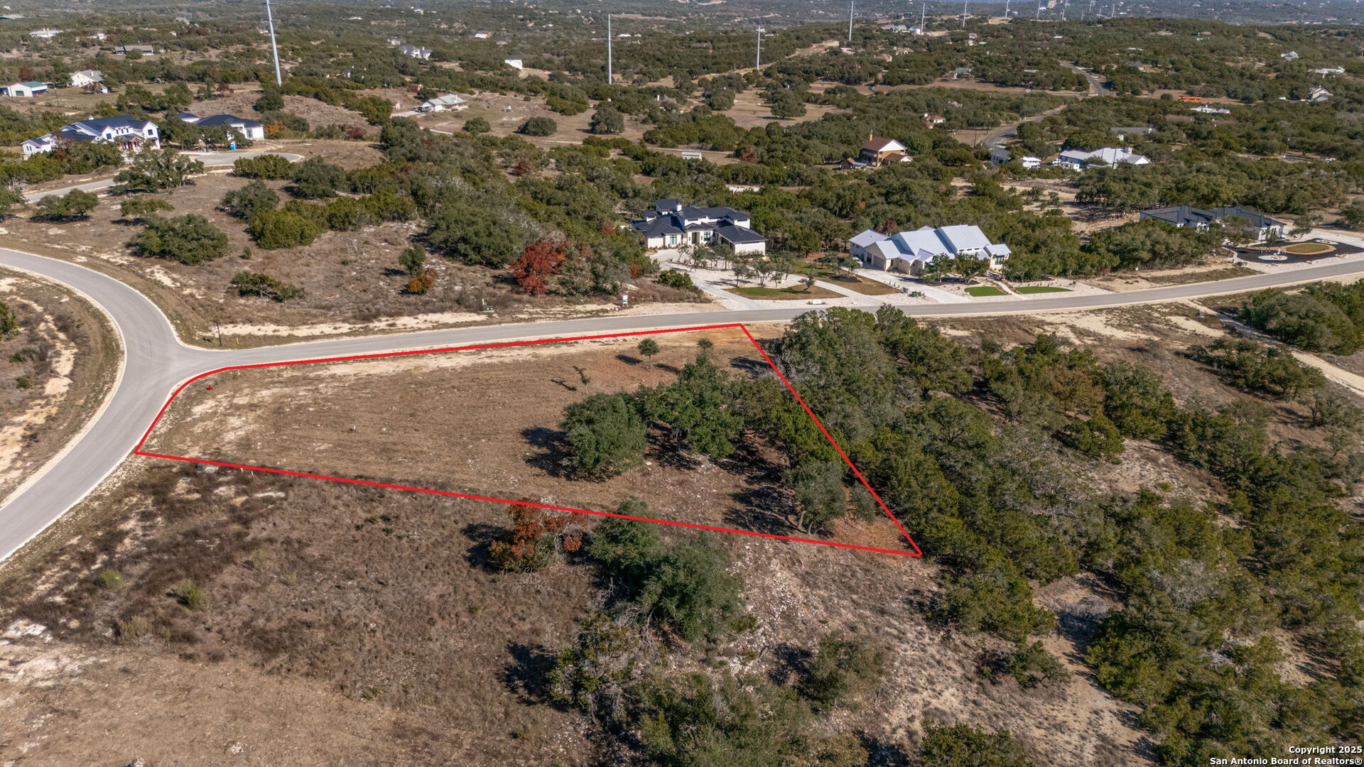 main property photo 9
