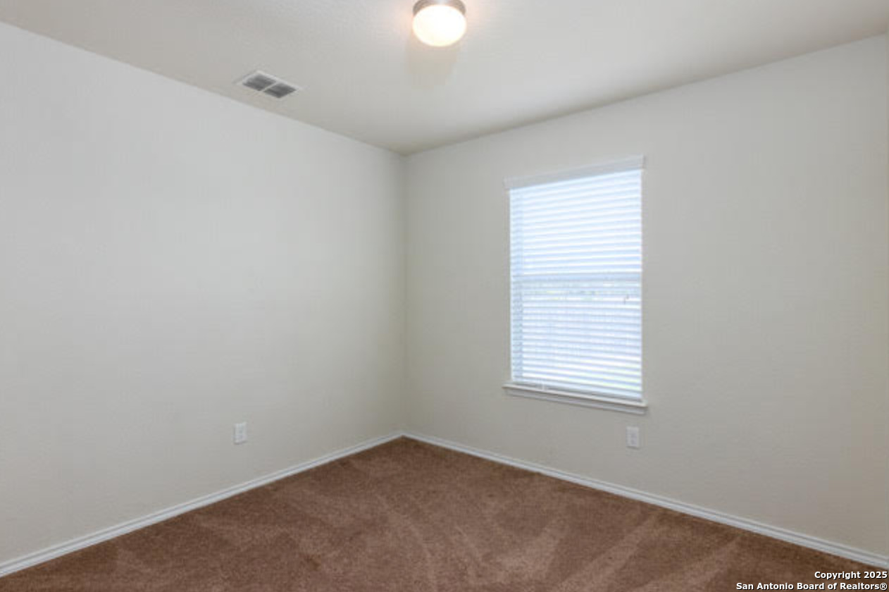 property viewer photo 10