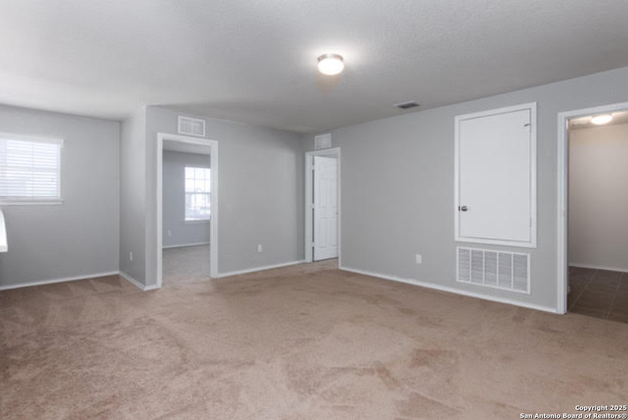 property viewer photo 12