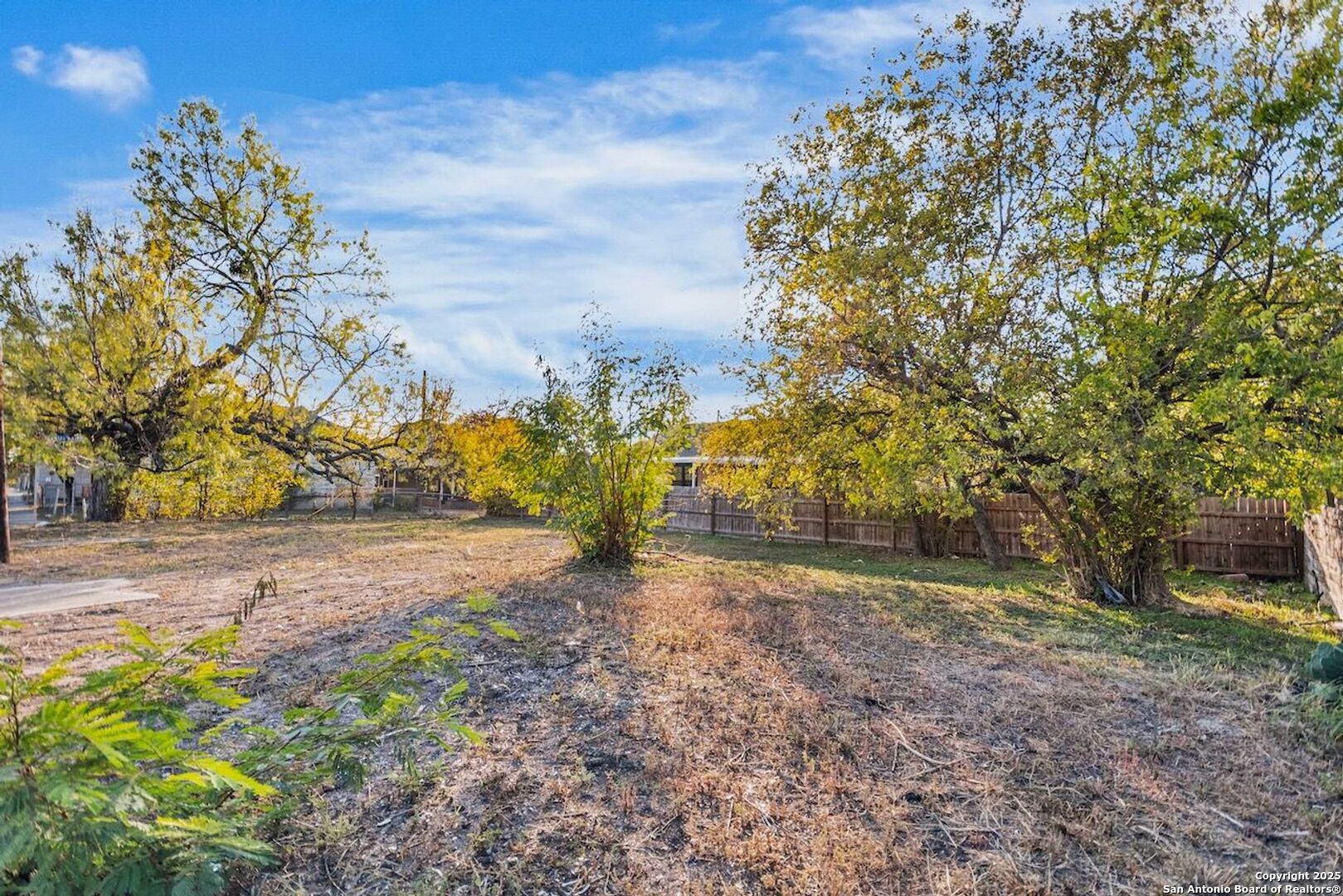 main property photo 12