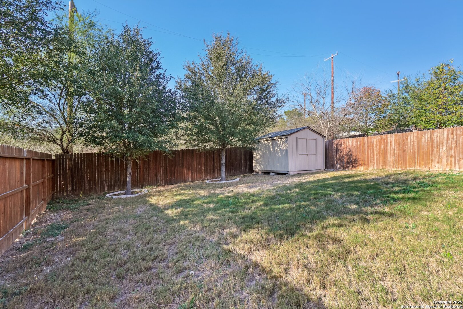 main property photo 31
