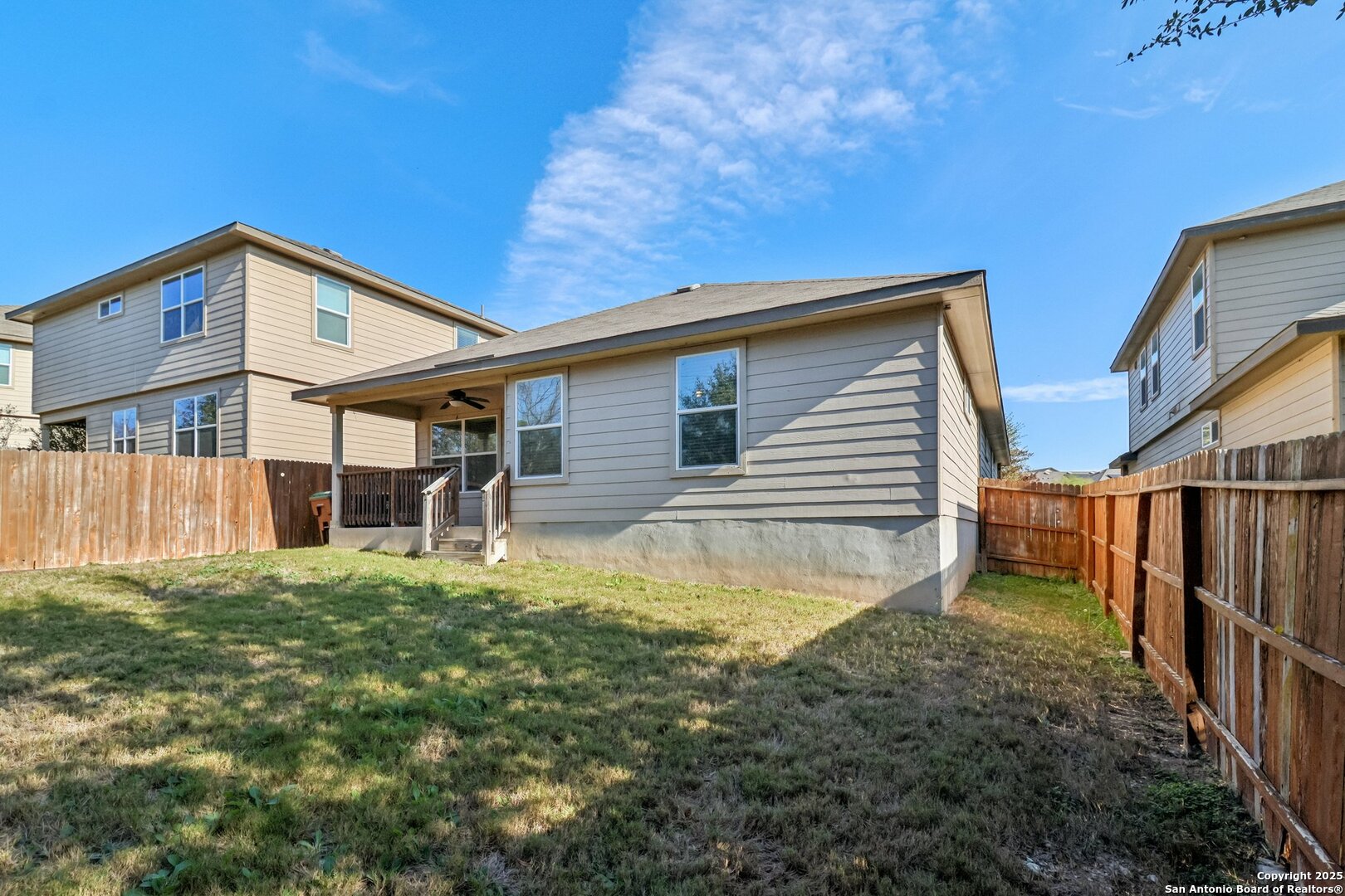 main property photo 33
