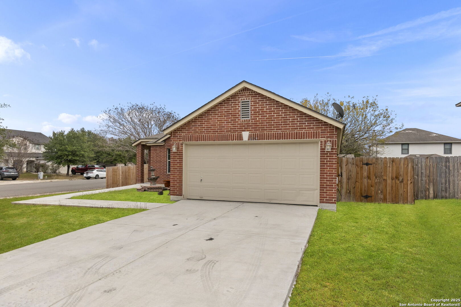main property photo 1