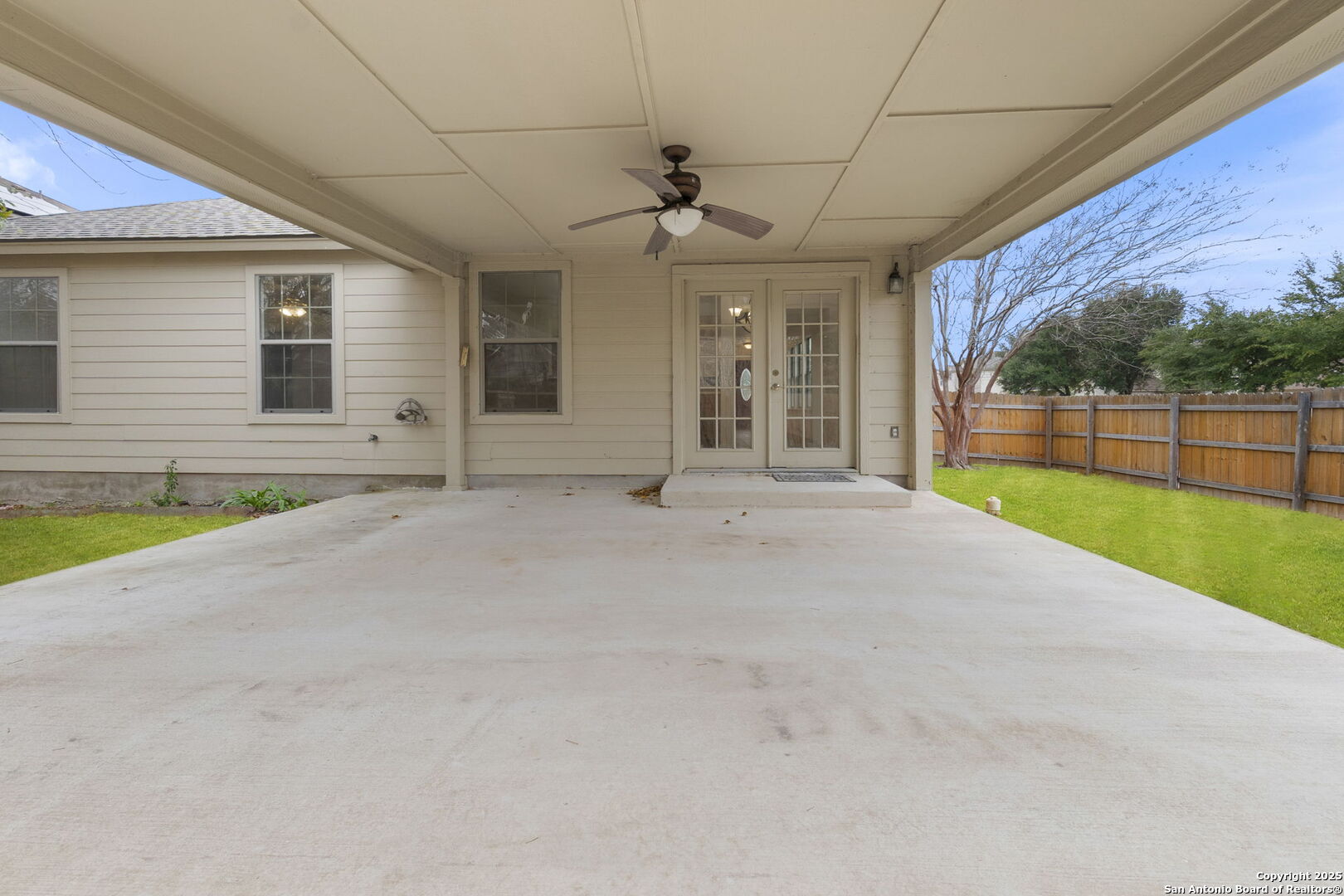 main property photo 30
