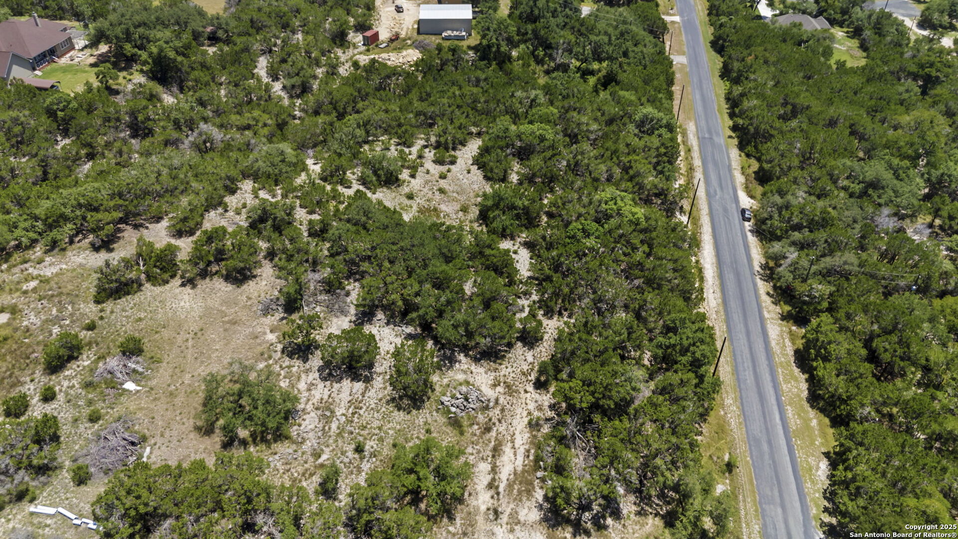 main property photo 3