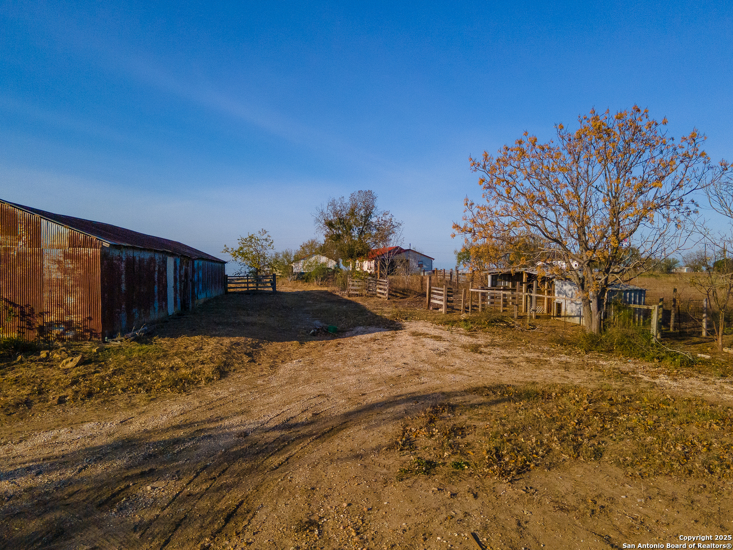 main property photo 22