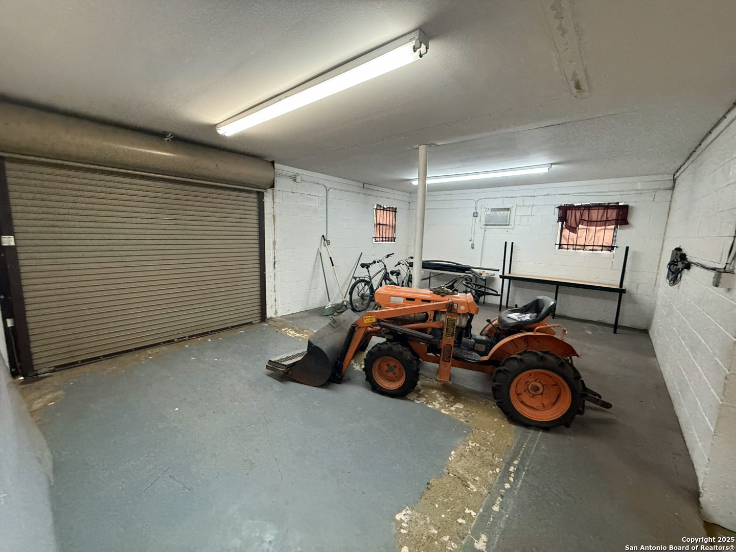 main property photo 7