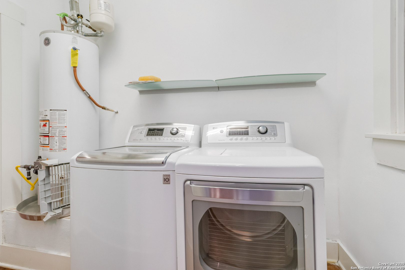 main property photo 35