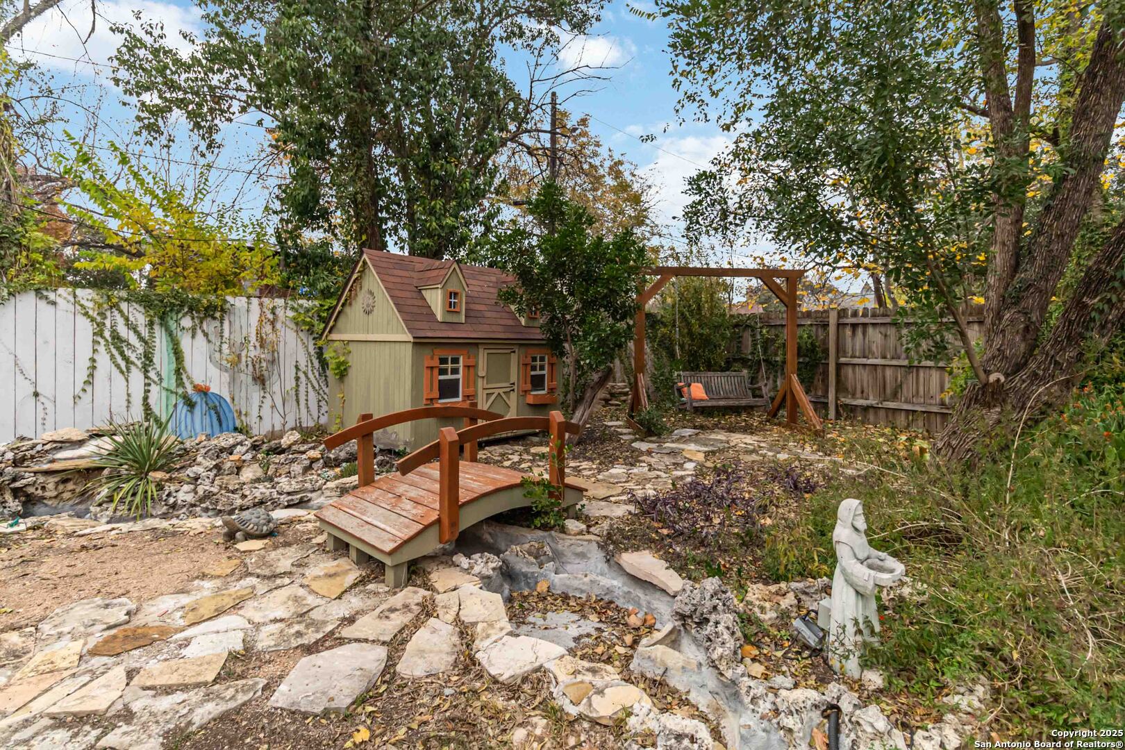 main property photo 42