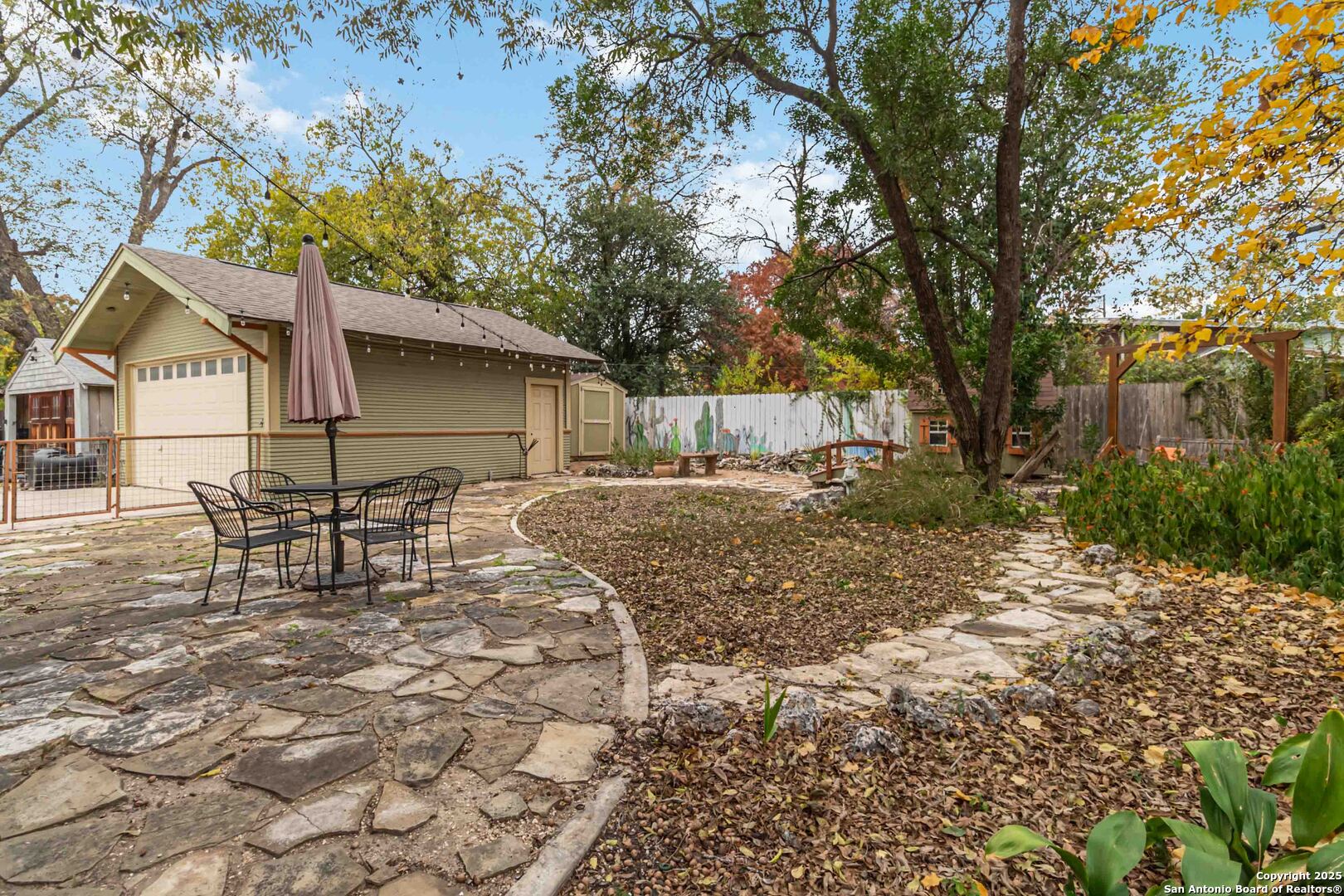 main property photo 44