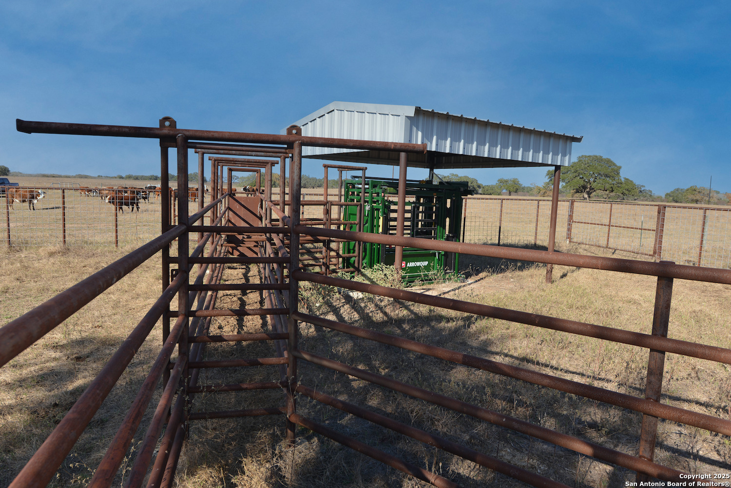 main property photo 6