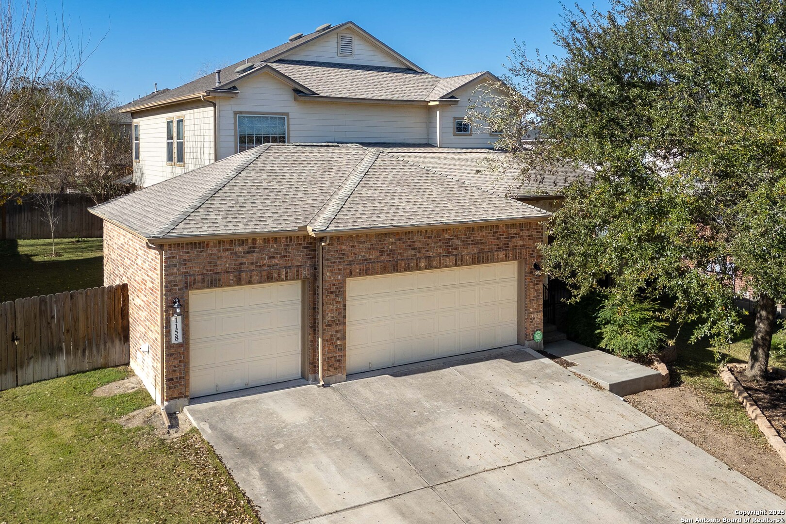 property viewer photo 1