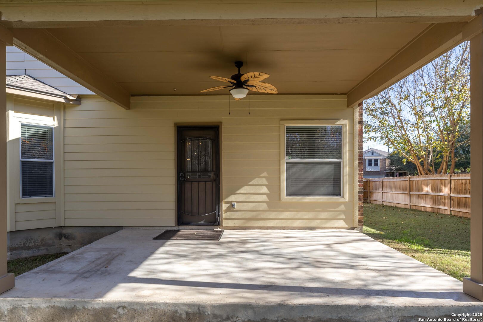 property viewer photo 31