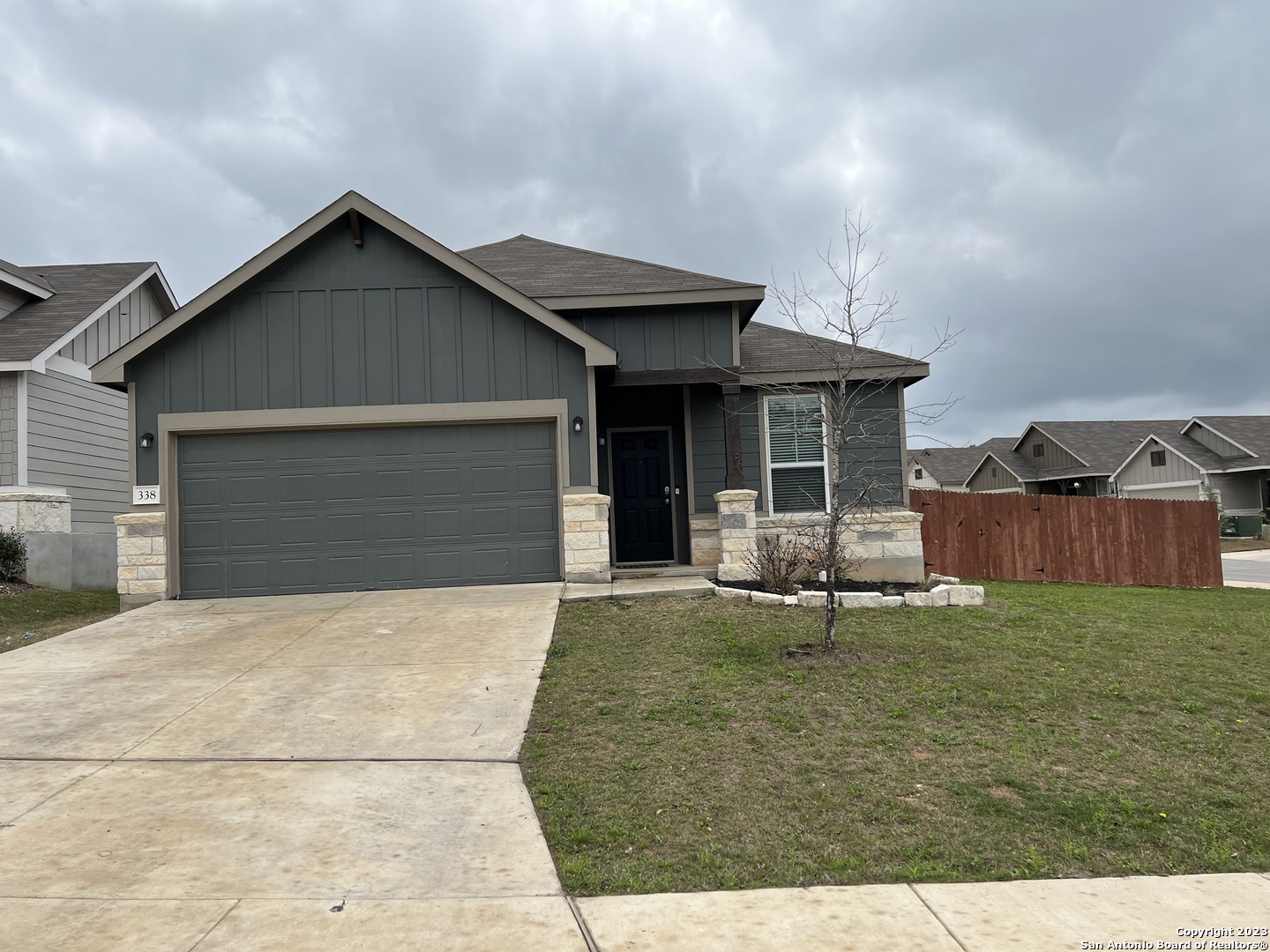 main property photo 0