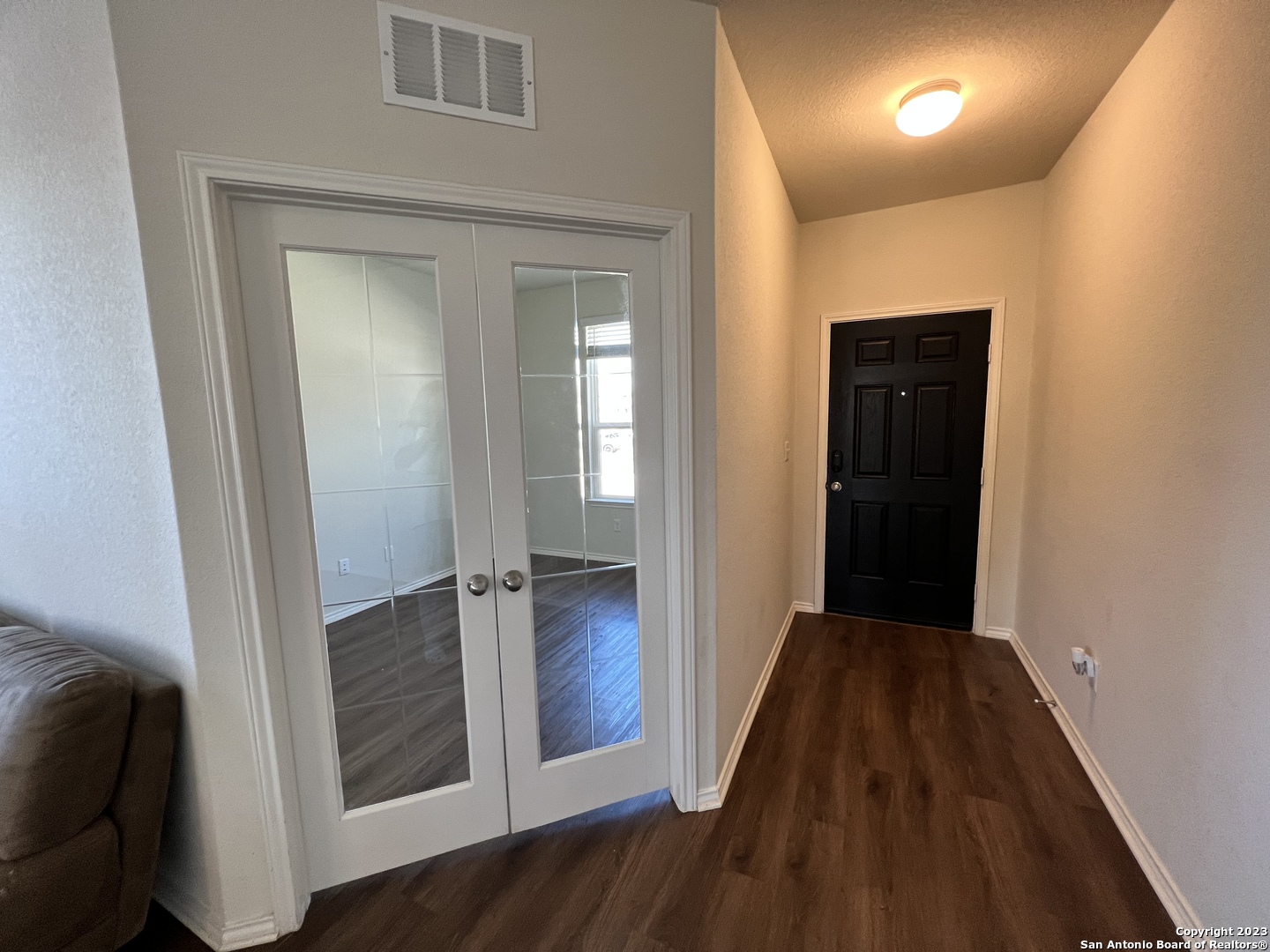 property viewer photo 4