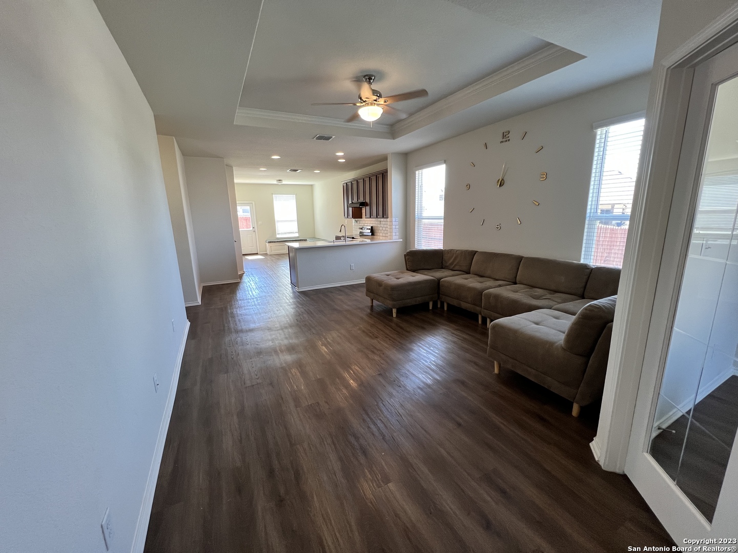 property viewer photo 6
