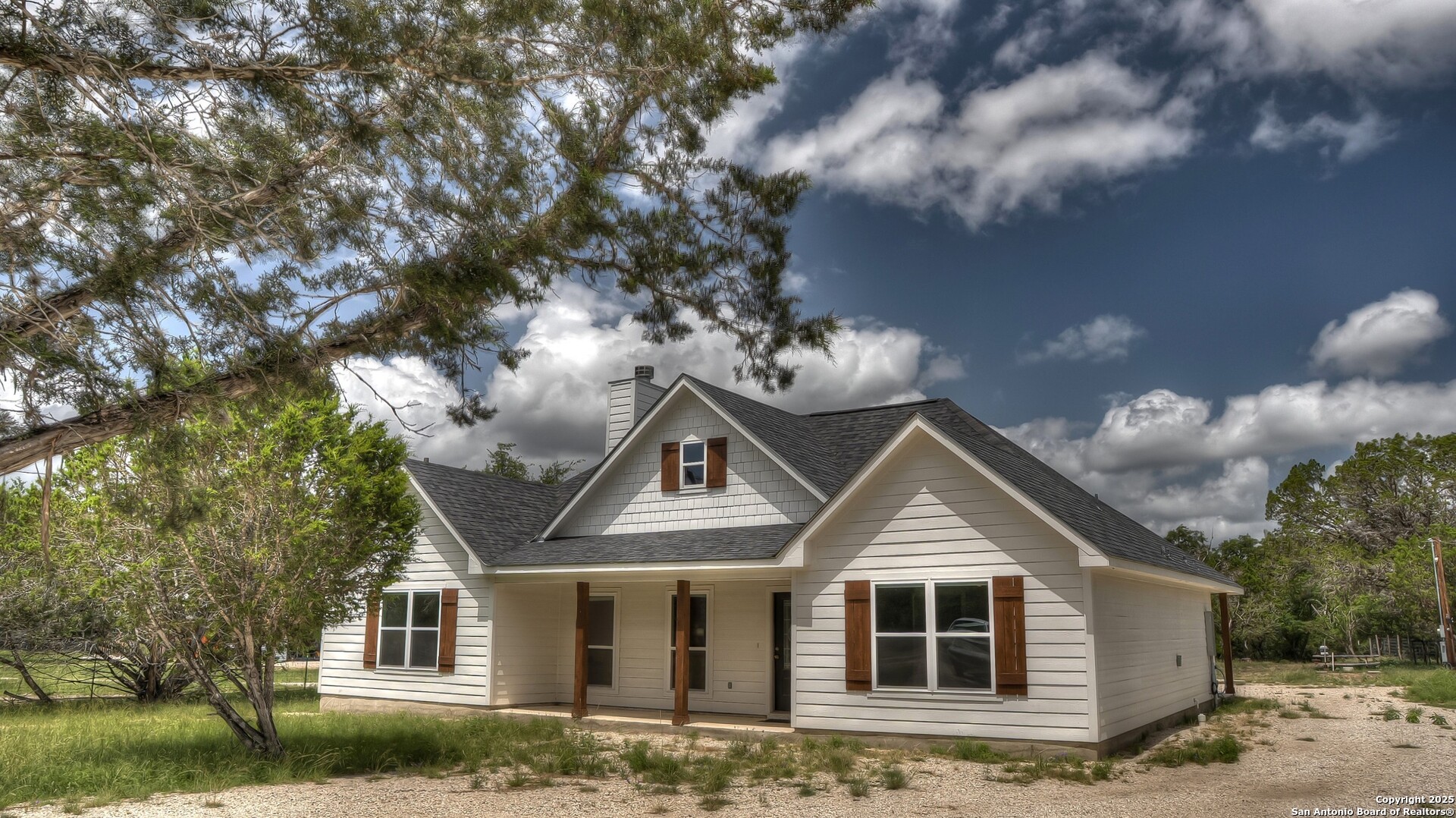 property viewer photo 1