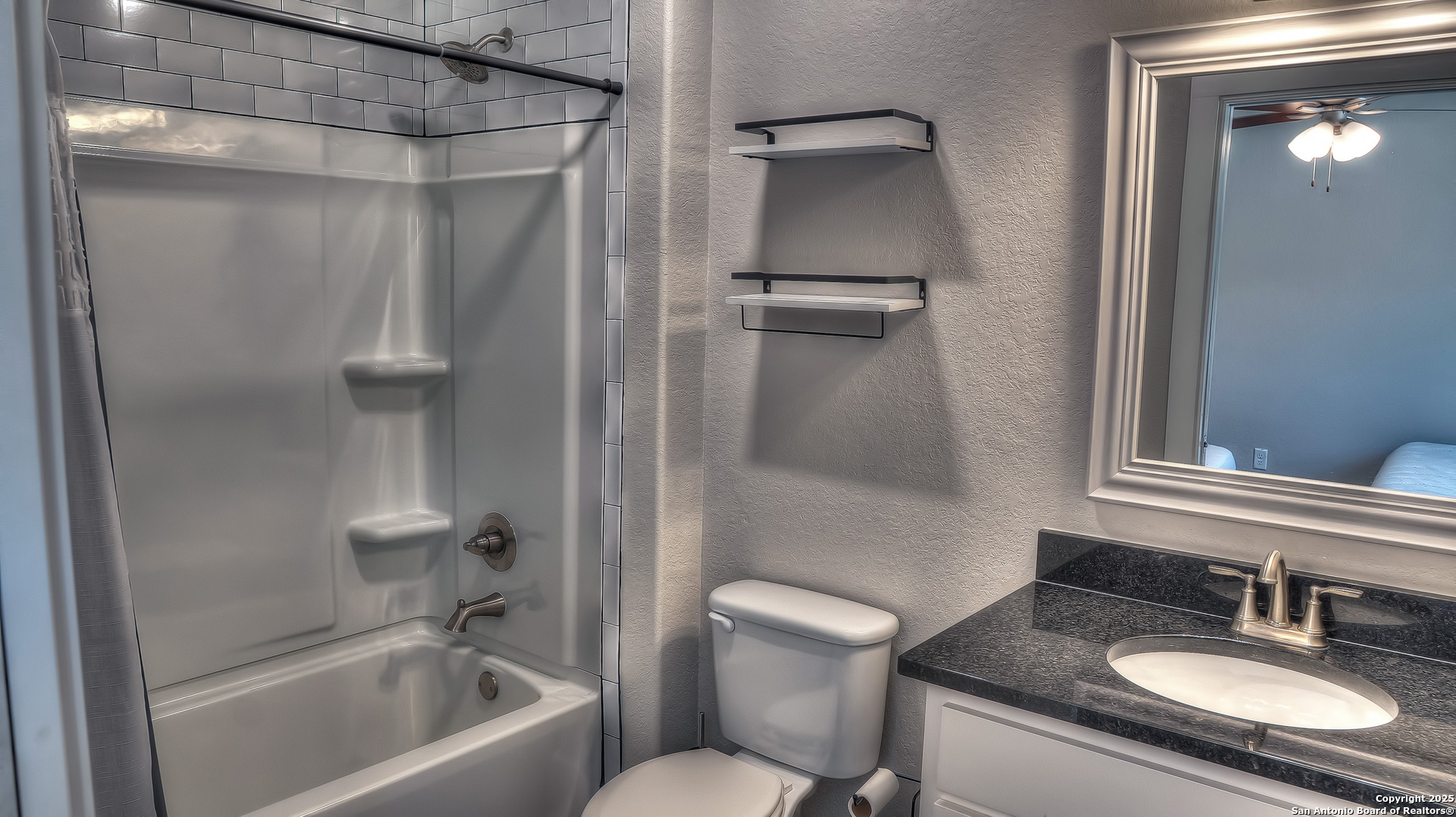 property viewer photo 21