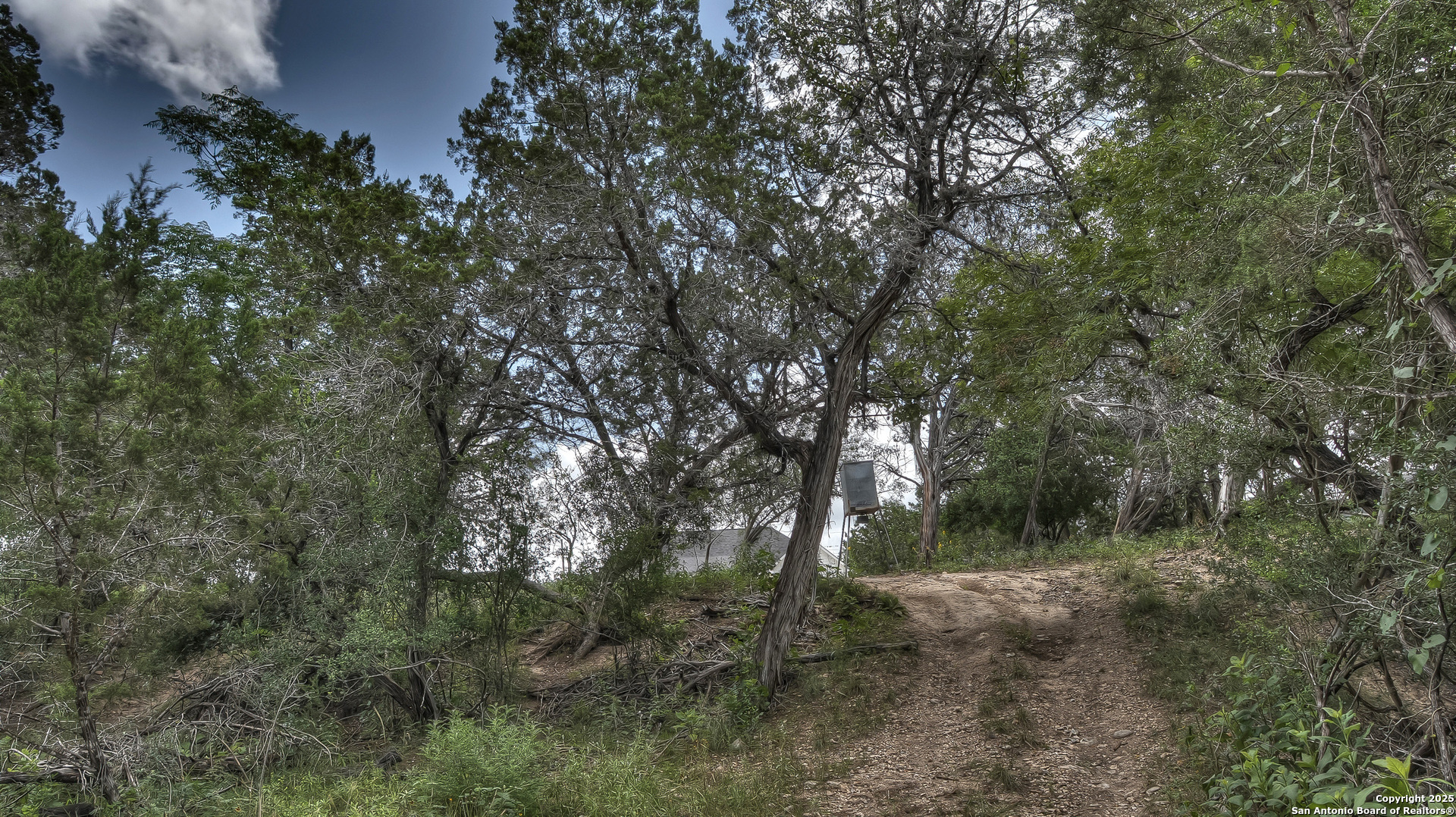 property viewer photo 37