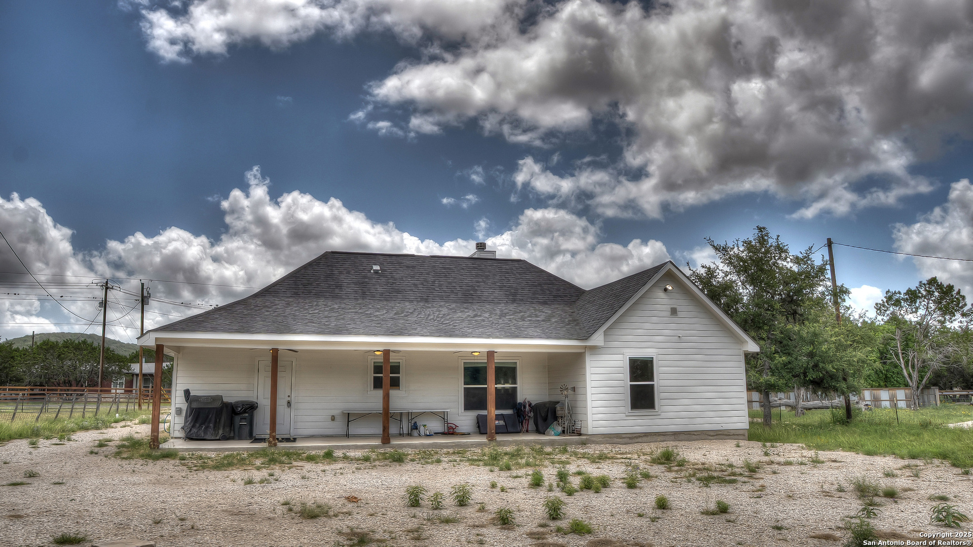 property viewer photo 38