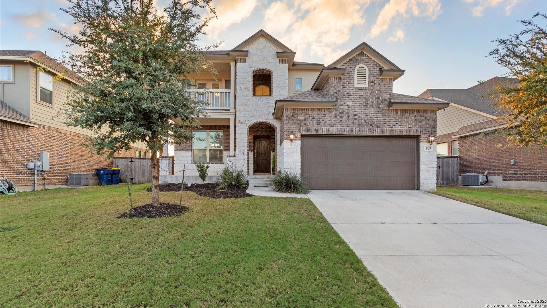 property viewer photo 2