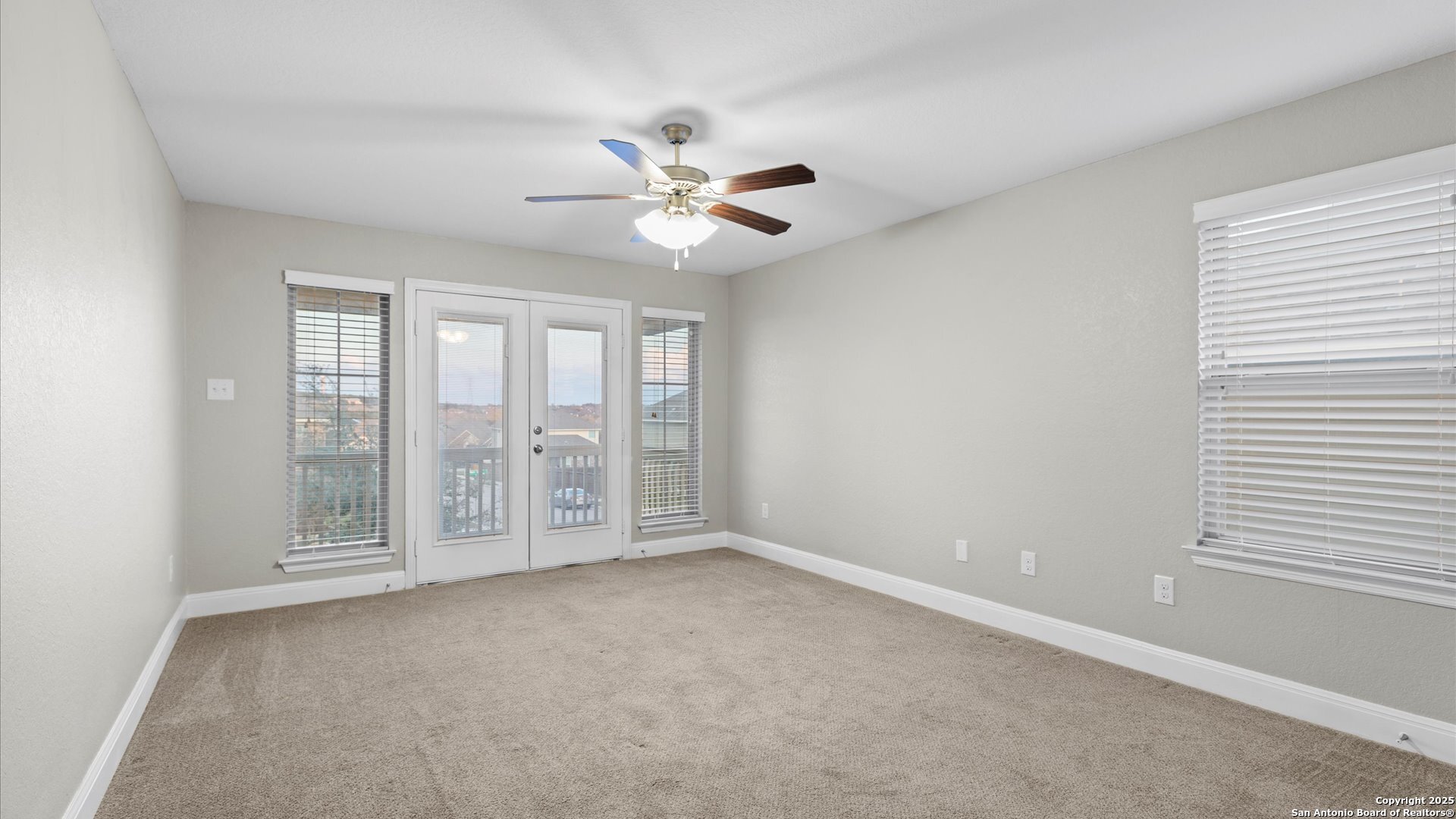 property viewer photo 28
