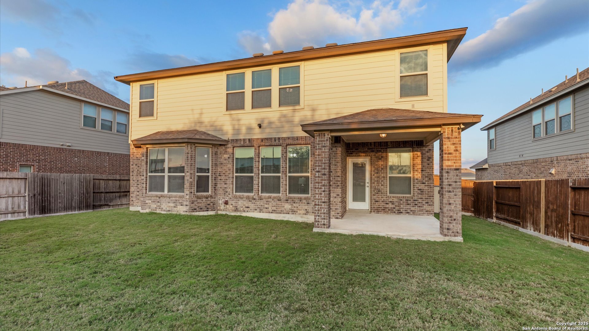 property viewer photo 44
