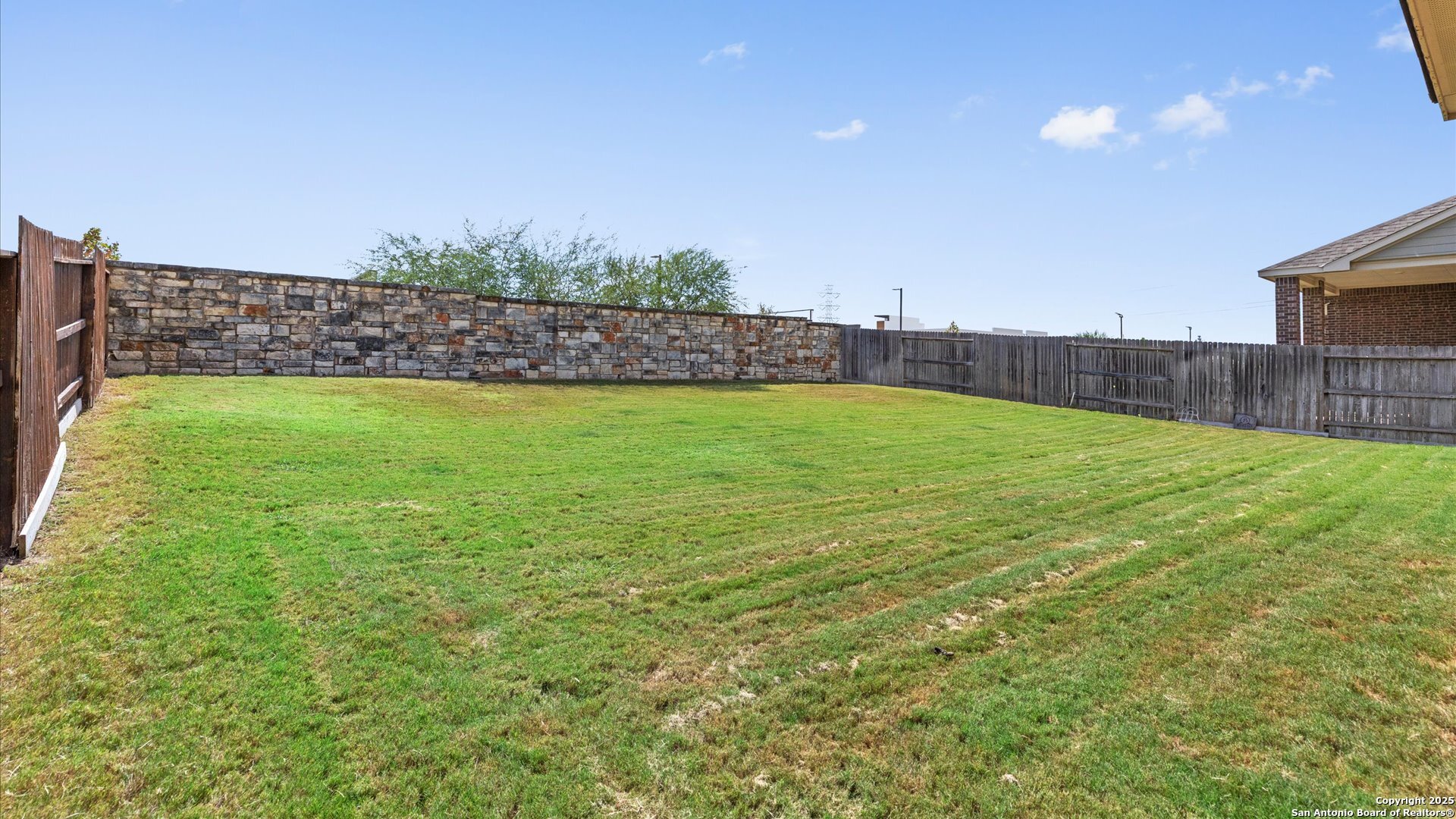 property viewer photo 46