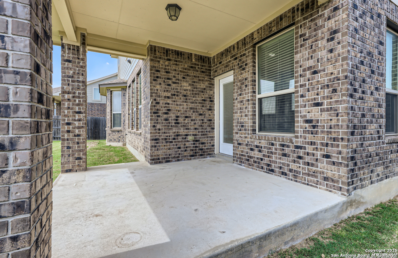 property viewer photo 47